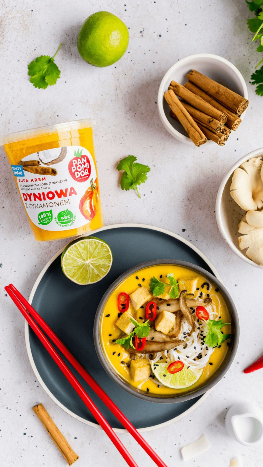Zupa dyniowa z boczniakami i tofu